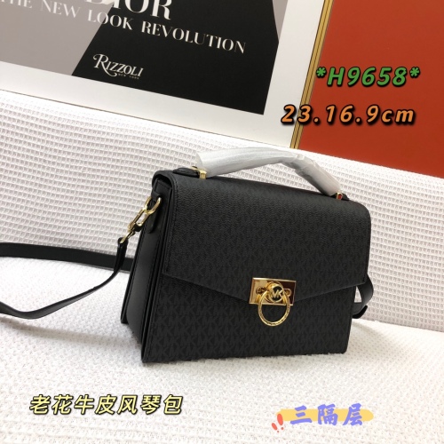 M*ichael K*ors Top Bag 23*16*9cm