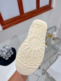 Women U*GG Top Sneaker