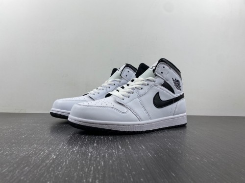 A*ir J*ordan 1 Mid DQ8426-132