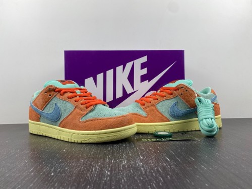 N*ike SB Dunk Low “Noise Aqua” DV5429-800