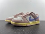N*ike SB Dunk Low