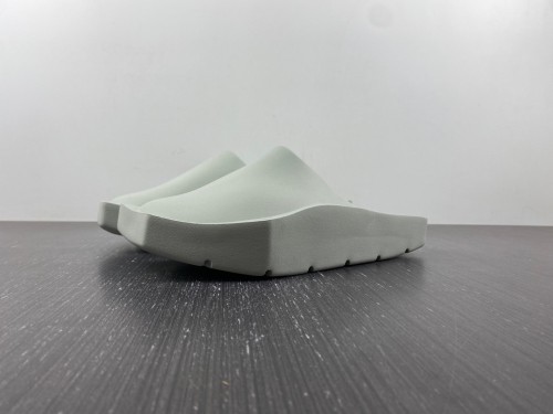 Billie Eilish x Jordan Hex Mule