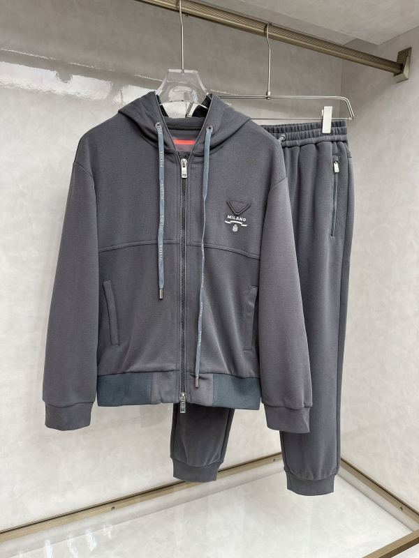 P*rada Top Quality Clothes