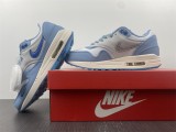 N*ike Air Max 1