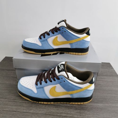 N*IKE DUNK LOW