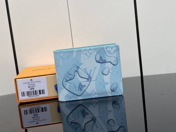 L*ouis V*uitton Top Wallets