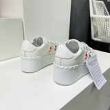 Women 𝑉*𝐴𝐿𝐸𝑁𝑇𝐼𝑁𝑂 Top Sneakers
