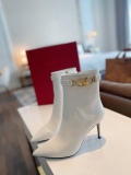 Women 𝑉*𝐴𝐿𝐸𝑁𝑇𝐼𝑁𝑂 Top Sneakers