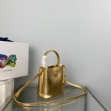P*rada Bag Top Quality 15*16*9.5CM