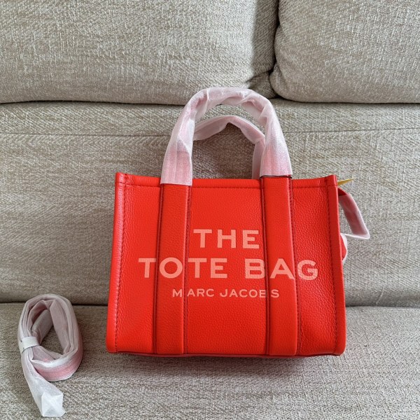 M*ARC J*ACOBS Top Bag 26*20*13CM