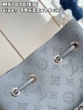 L*ouis V*uitton Top Bag 19*22*14CM