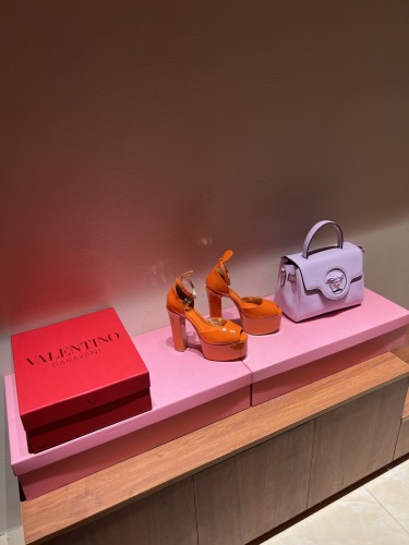 Women V*alentino Top Sandals