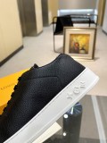 Men L*ouis V*uitton Top Sneakers