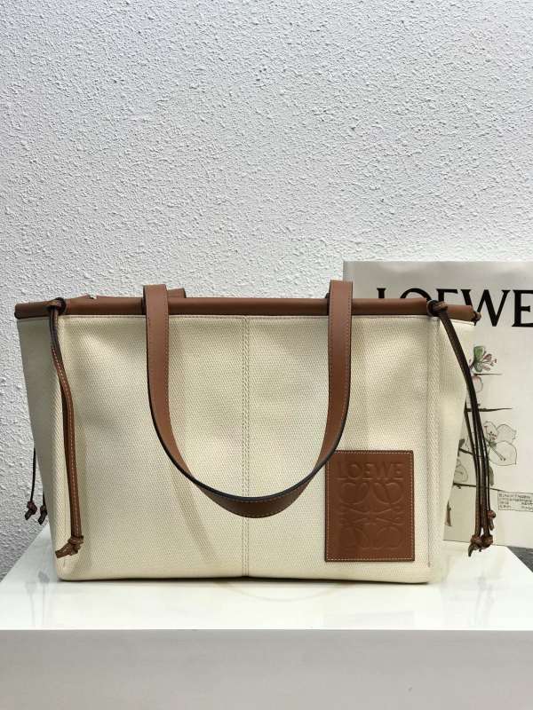 L*oewe Top Bag