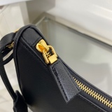 P*rada Bag Top Quality 22*18*6CM