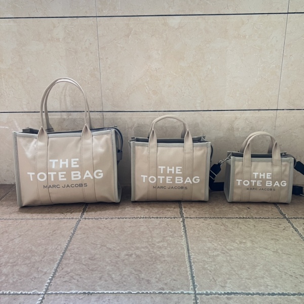 M*ARC J*ACOBS Top Bag 18*10*15CM