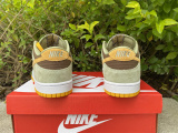 N*ike SB Dunk Low SE Dusty Olive DH5360-300