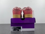 N*IKE SB DUNK LOW 'RED GUM' DV5429-600