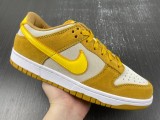 N*ike Dunk Low WMNS “Gold Suede” DV7411-200