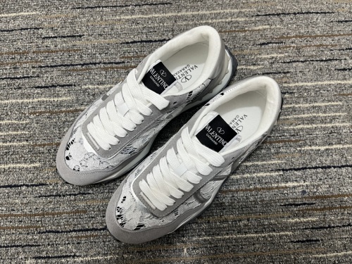 Men Women 𝑉*𝐴𝐿𝐸𝑁𝑇𝐼𝑁𝑂 Top Sneakers