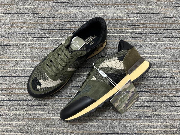 Men 𝑉*𝐴𝐿𝐸𝑁𝑇𝐼𝑁𝑂 Top Sneakers