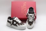 Men Women 𝑉*𝐴𝐿𝐸𝑁𝑇𝐼𝑁𝑂 Top Sneakers