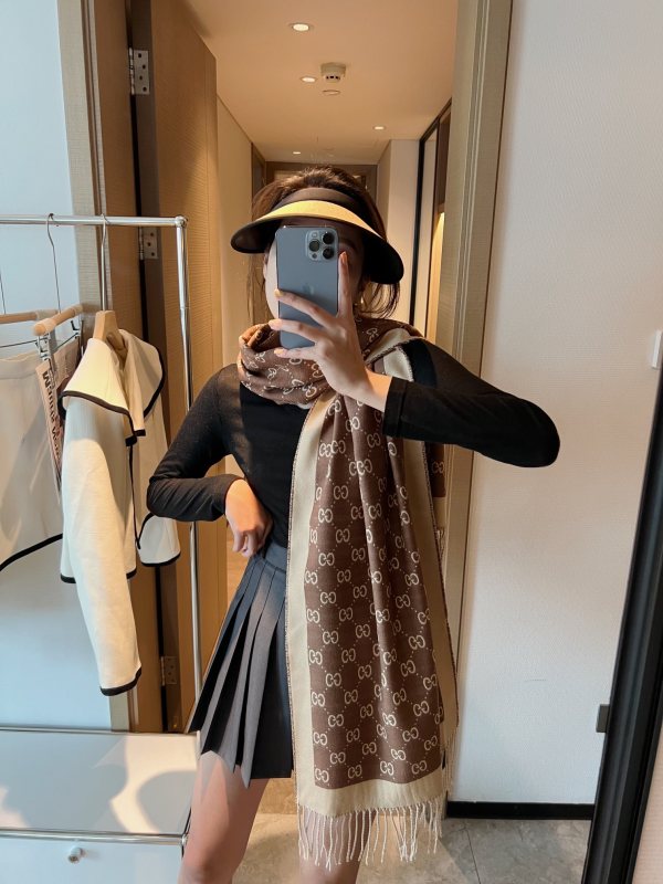 Scarf