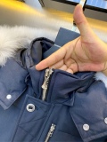 M*oose K*nuckle Top Quality Clothes