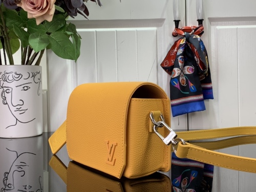 L*ouis V*uitton Top Bag 17.3*12*7CM