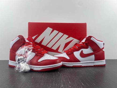 N*ike SB Dunk high UNIVERSITY RED DD1399-106