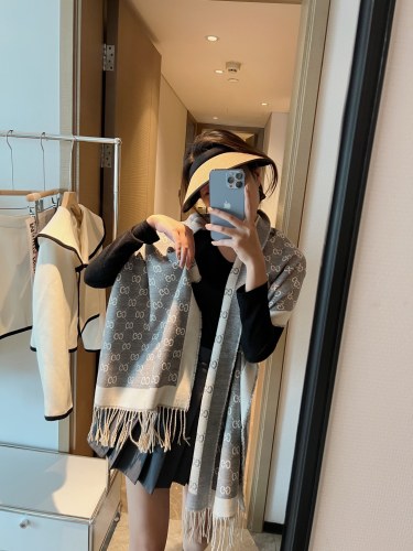 Scarf