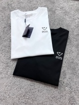 P*rada Top Quality Clothes