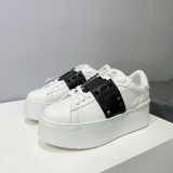 Women 𝑉*𝐴𝐿𝐸𝑁𝑇𝐼𝑁𝑂 Top Sneakers
