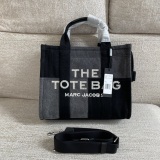 M*ARC J*ACOBS Top Bag 26*22*11CM