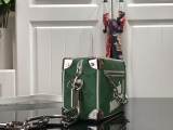 L*ouis V*uitton Top Bag 18.5*13*8cm