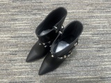 Women 𝑉*𝐴𝐿𝐸𝑁𝑇𝐼𝑁𝑂 Top Sneakers