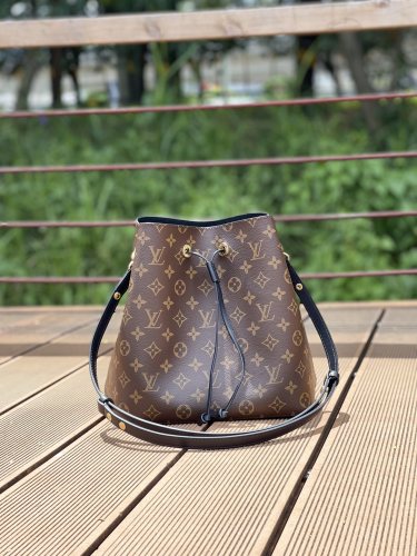 L*ouis V*uitton Top Bag 26*22*27CM