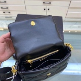P*rada Top Bag 21*16*7CM