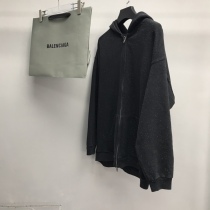 B*alenciaga Top Quality Clothes