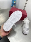 Women 𝑉*𝐴𝐿𝐸𝑁𝑇𝐼𝑁𝑂 Top Sneakers