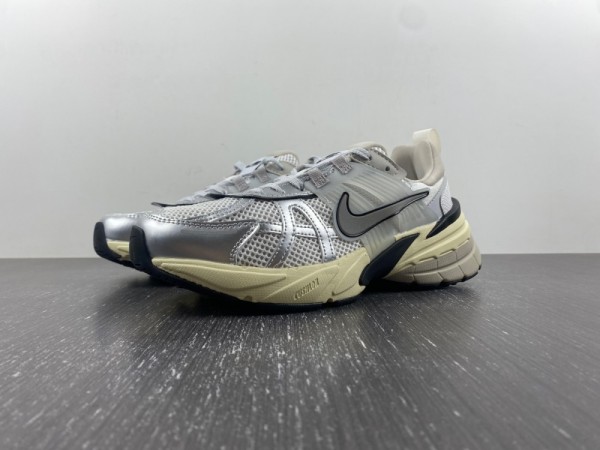 N*ike Runtekk 3XL FD0736-100
