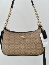 C*oach Top Bag 24.5*15.5*7.5CM