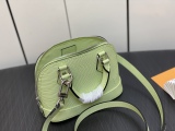 L*ouis V*uitton Top Bag 18*12*8CM