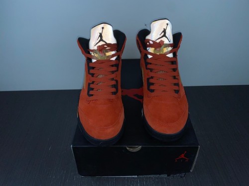 Air Jordan 5 WMNS DUNK ON MARTS 2023
