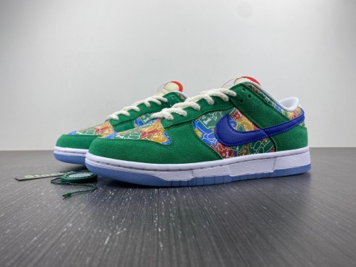 N*ike Dunk Low FOAM FINGER DZ5184-300