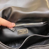 P*rada Top Bag 21*16*7CM