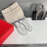 Women R*ᴇɴᴇ C*ᴀᴏᴠɪʟʟᴀ Top Sandals