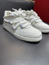 Men 𝑉*𝐴𝐿𝐸𝑁𝑇𝐼𝑁𝑂 Top Sneakers