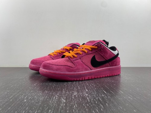 The Powerpuff Girls x N*ike SB Dunk Low “Buttercup” FZ8319-600