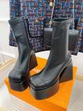 Women N*aked W*olfe Top Quality Sneaker